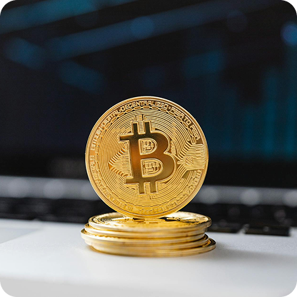 Криптовалюта в руці